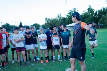 Cuidado personal, juego seguro y disfrute: los mensajes de Tarucas en los clubes tucumanos